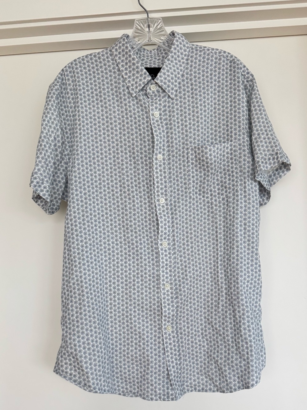 NWT Rails men’s floral short-Sleeve Button-Down Shirt sz L